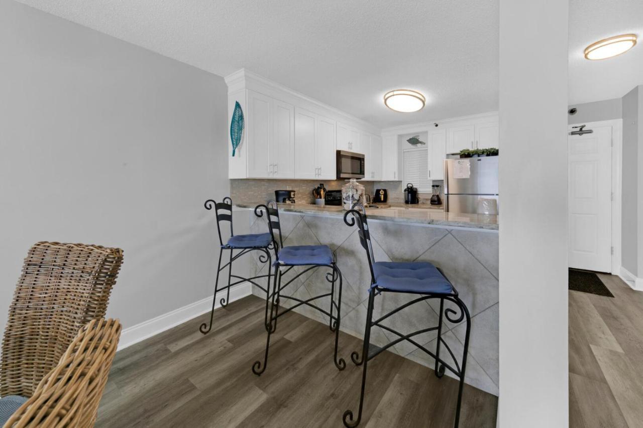 Destin On The Gulf 404 - Amazing Views Just Steps Away From The Beach Exterior photo
